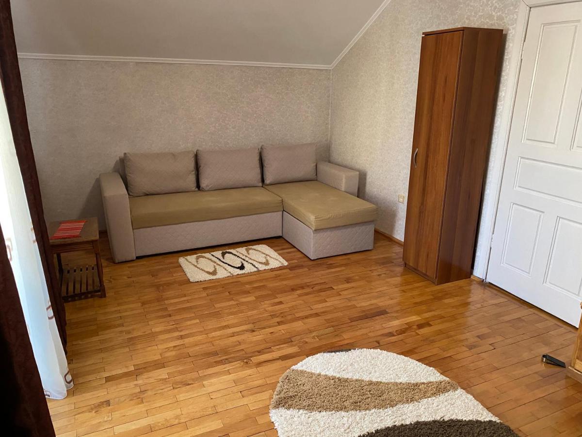 Apartament Mansarda Apartment Curtea De Arges Exterior photo